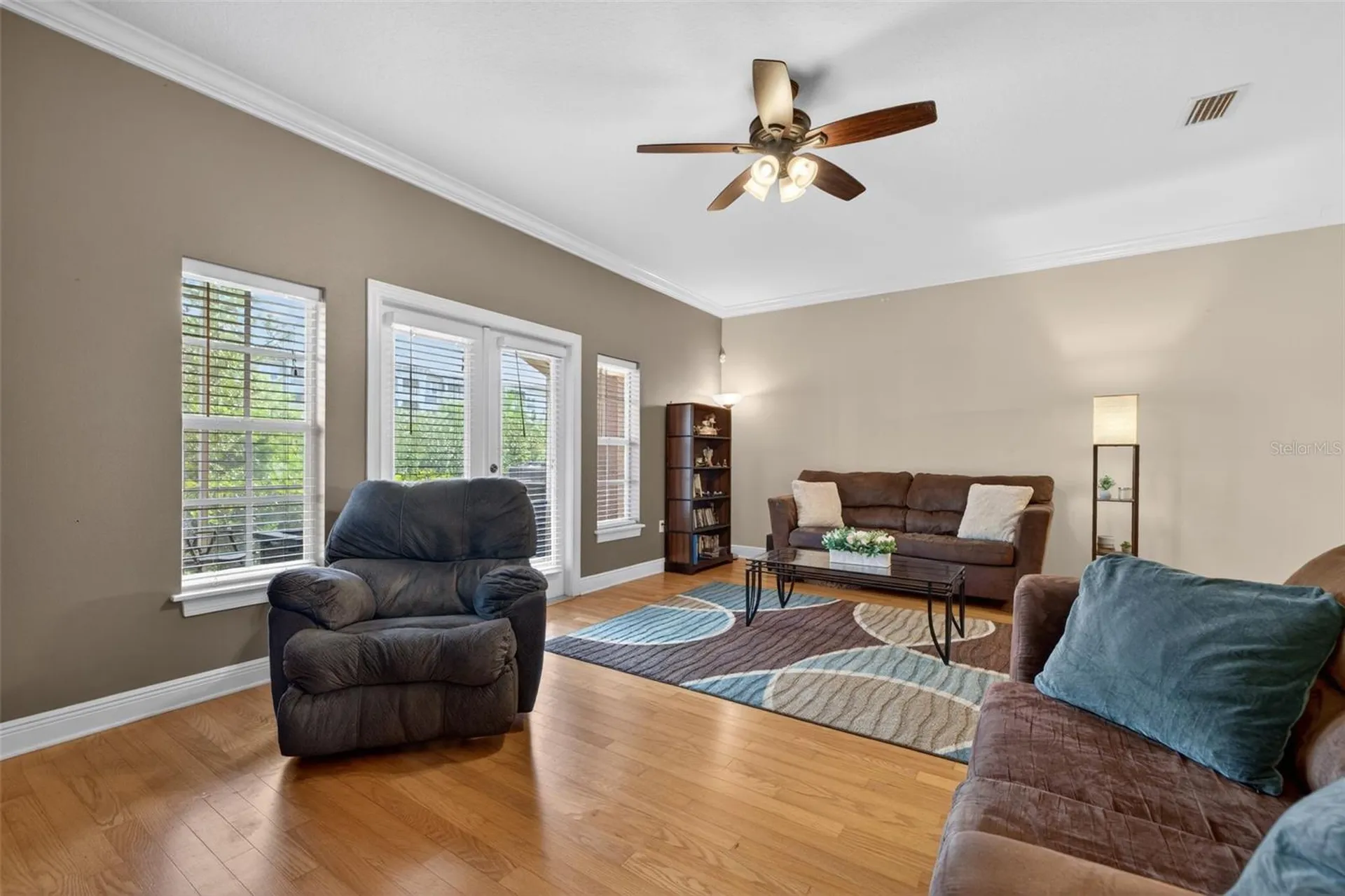 184 Valencia Circle St Petersburg FL 33716