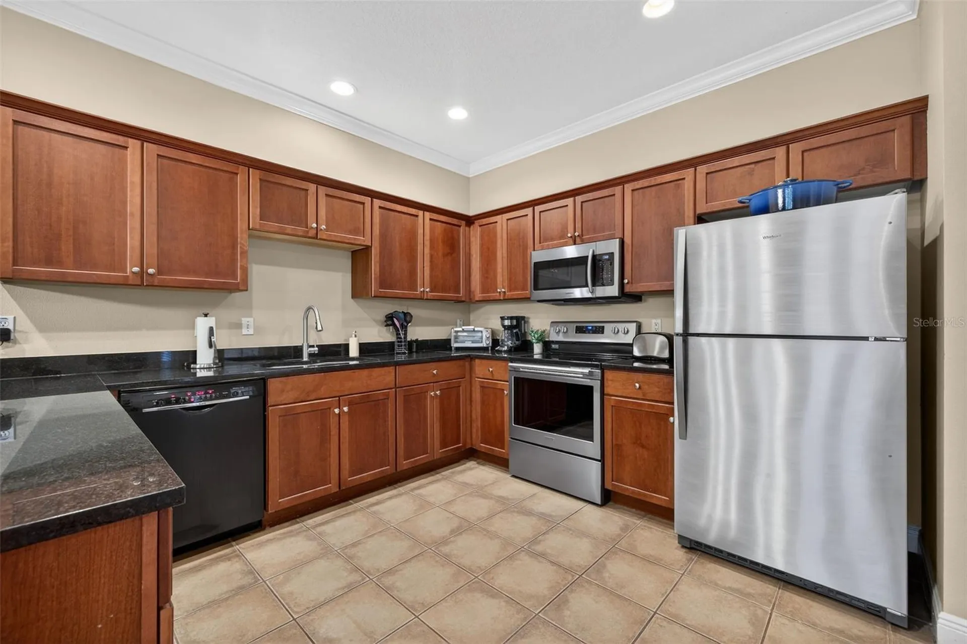184 Valencia Circle St Petersburg FL 33716