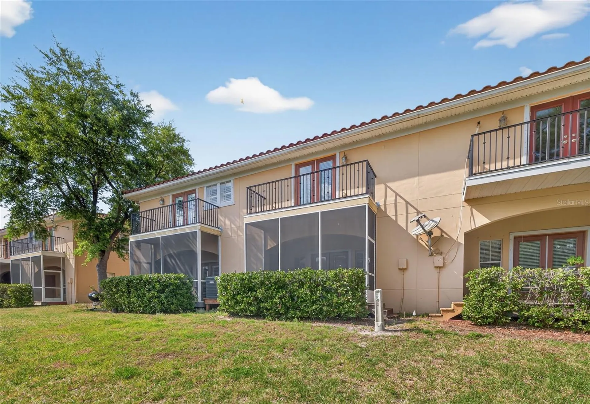 184 Valencia Circle St Petersburg FL 33716