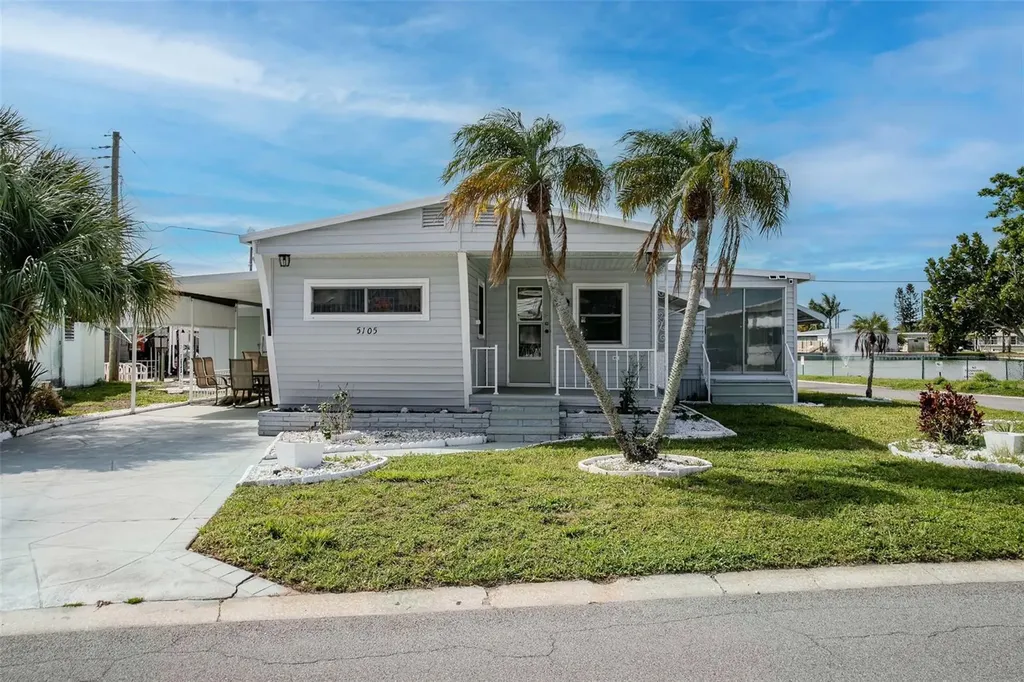 5105 8th Street W Bradenton FL 34207