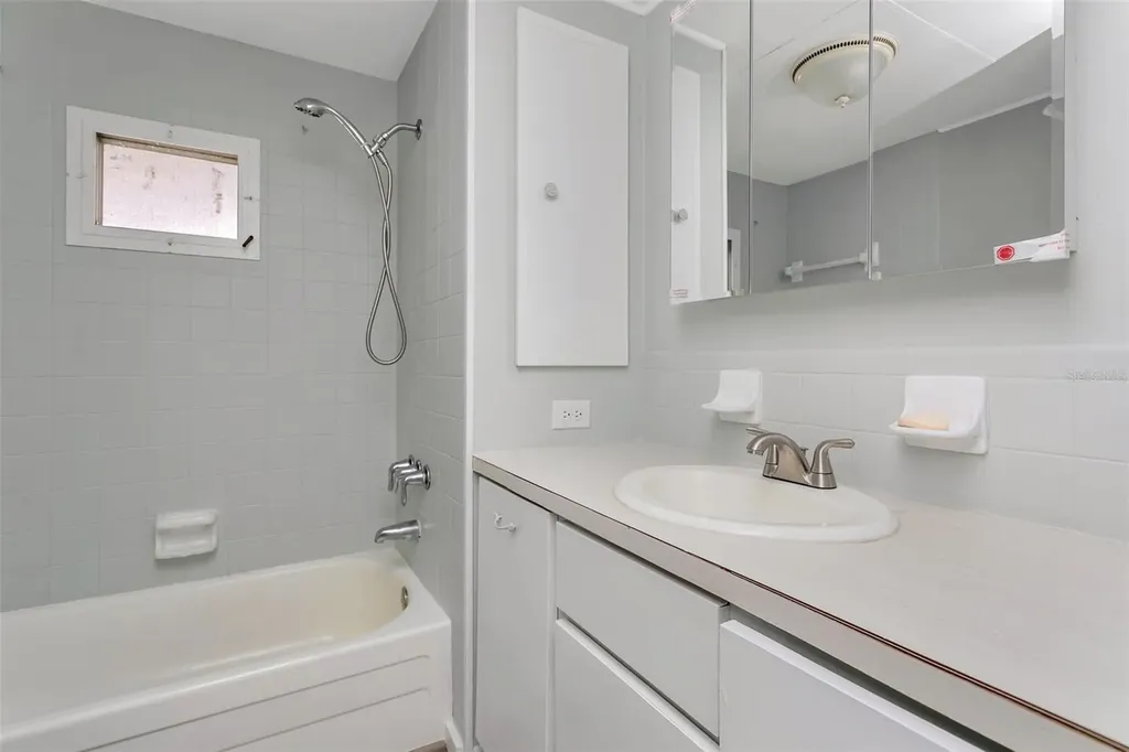 5105 8th Street W Bradenton FL 34207