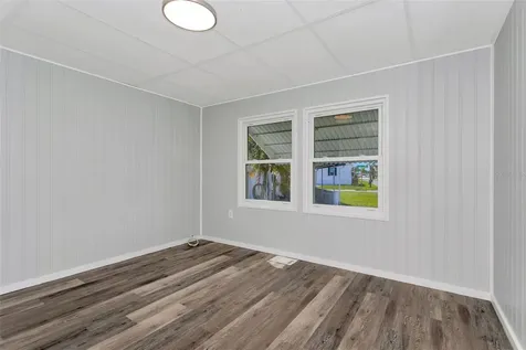 5105 8th Street W Bradenton FL 34207