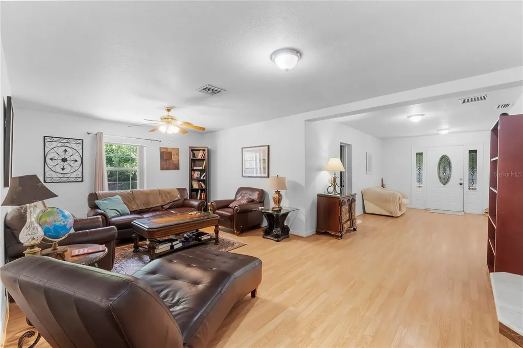 1701 38th Avenue St Petersburg FL 33713