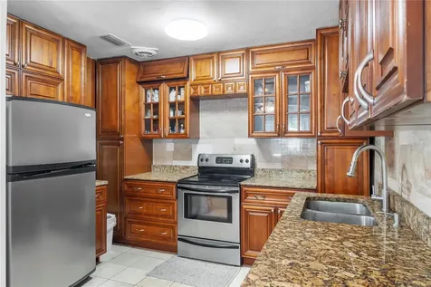 1701 38th Avenue St Petersburg FL 33713