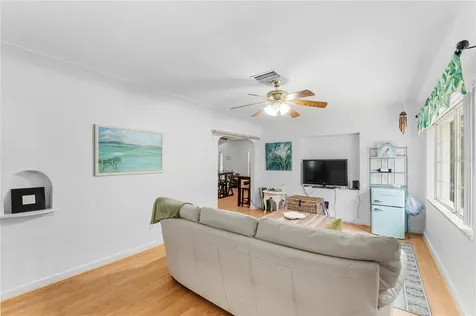 1701 38th Avenue St Petersburg FL 33713