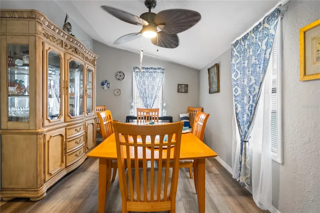 221 Avenue L NE Winter Haven FL 33881