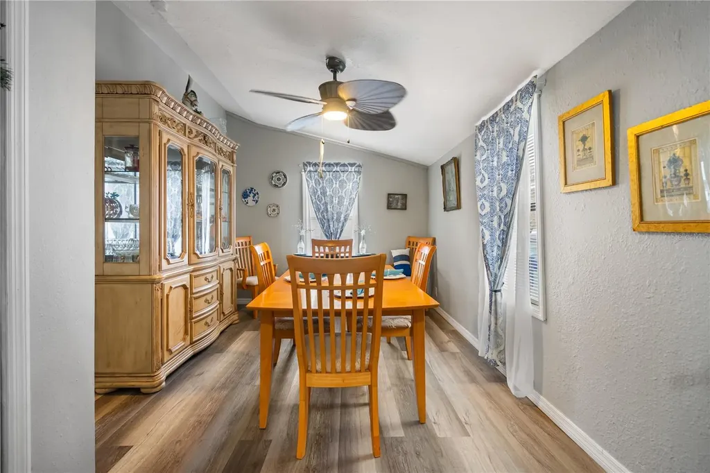 221 Avenue L NE Winter Haven FL 33881