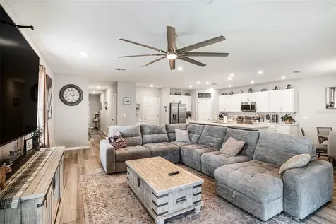6518 Pebblebrooke Drive Zephyrhills FL 33541