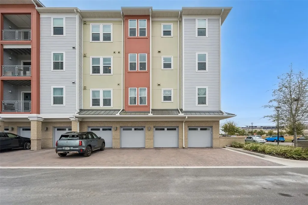 7521 Laureate Boulevard Orlando FL 32827