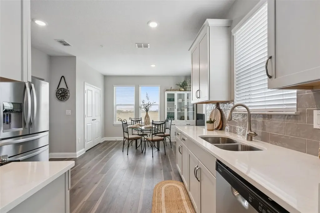 7521 Laureate Boulevard Orlando FL 32827