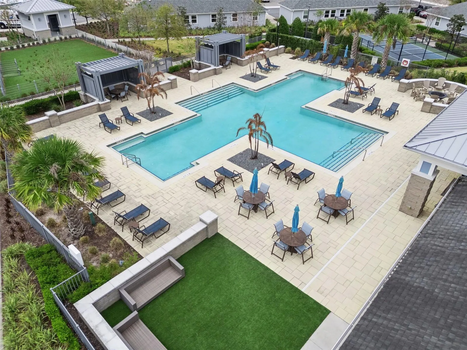 7521 Laureate Boulevard Orlando FL 32827