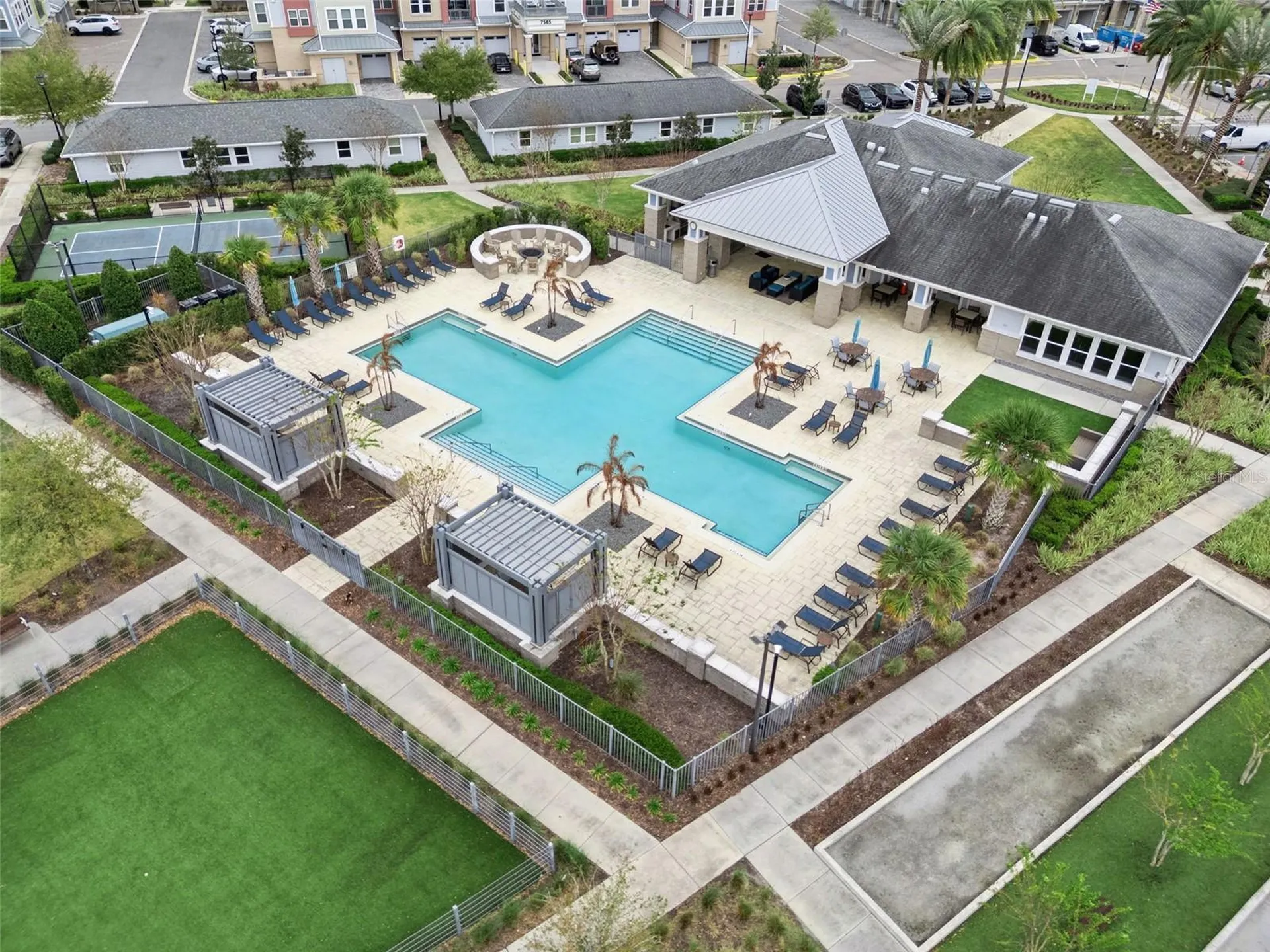 7521 Laureate Boulevard Orlando FL 32827