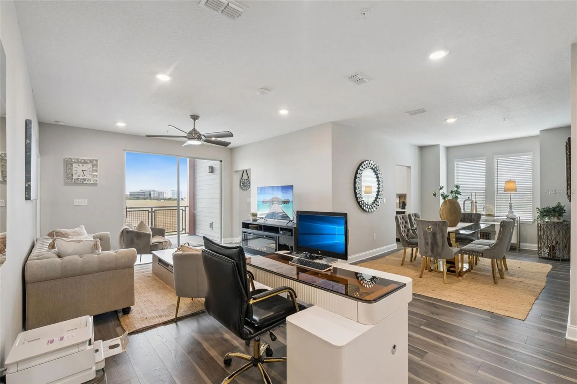 7521 Laureate Boulevard Orlando FL 32827