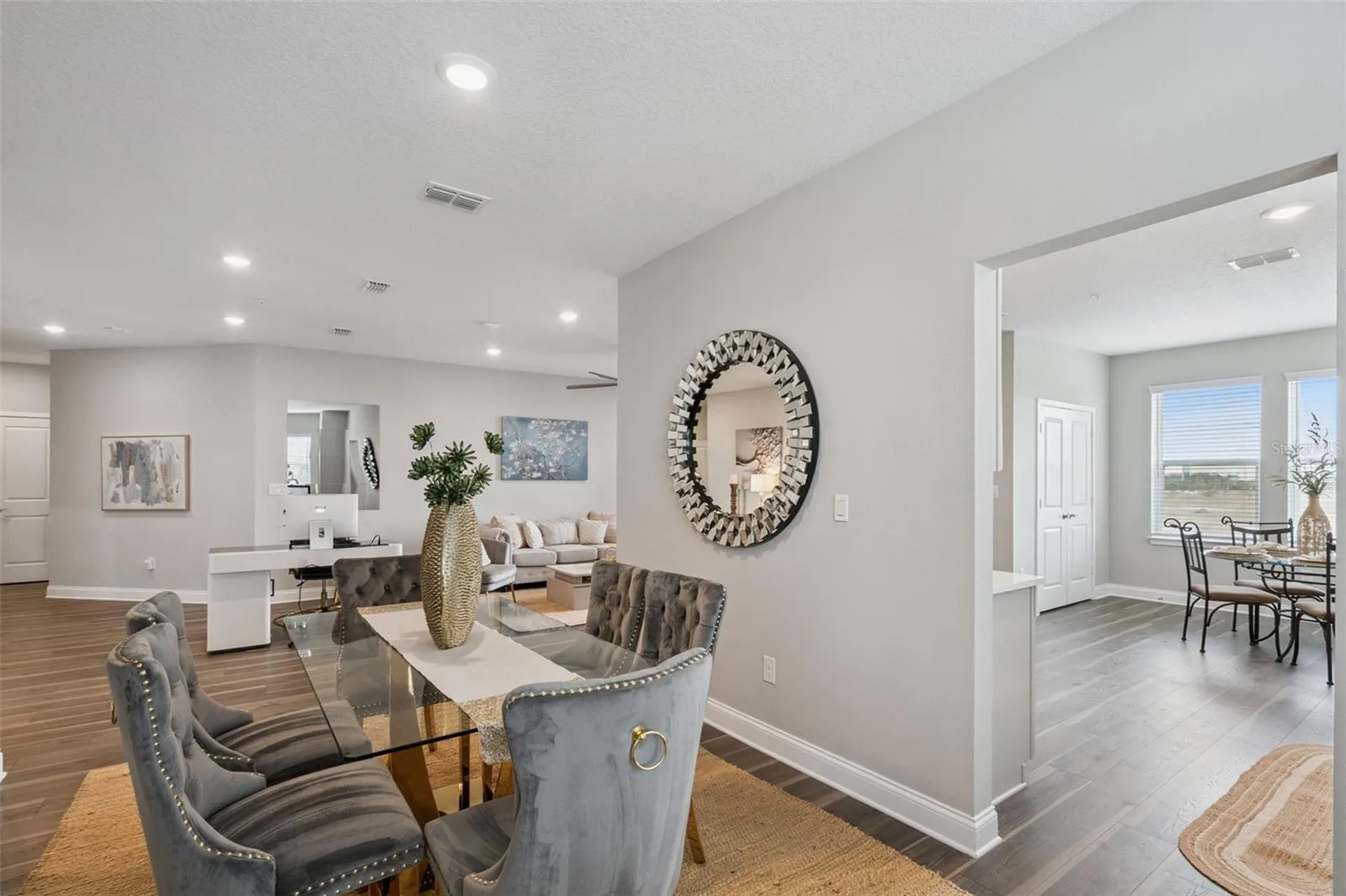 7521 Laureate Boulevard Orlando FL 32827