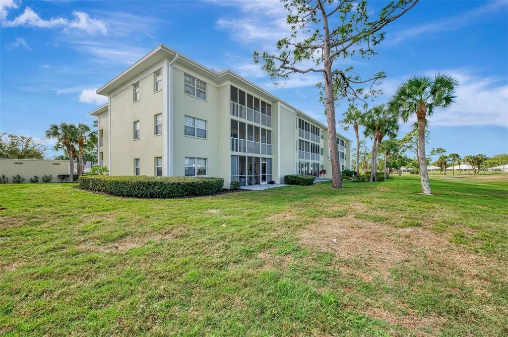 433 Cerromar Lane Venice FL 34293