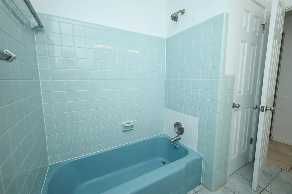 627 Anderson Street Clermont FL 34711