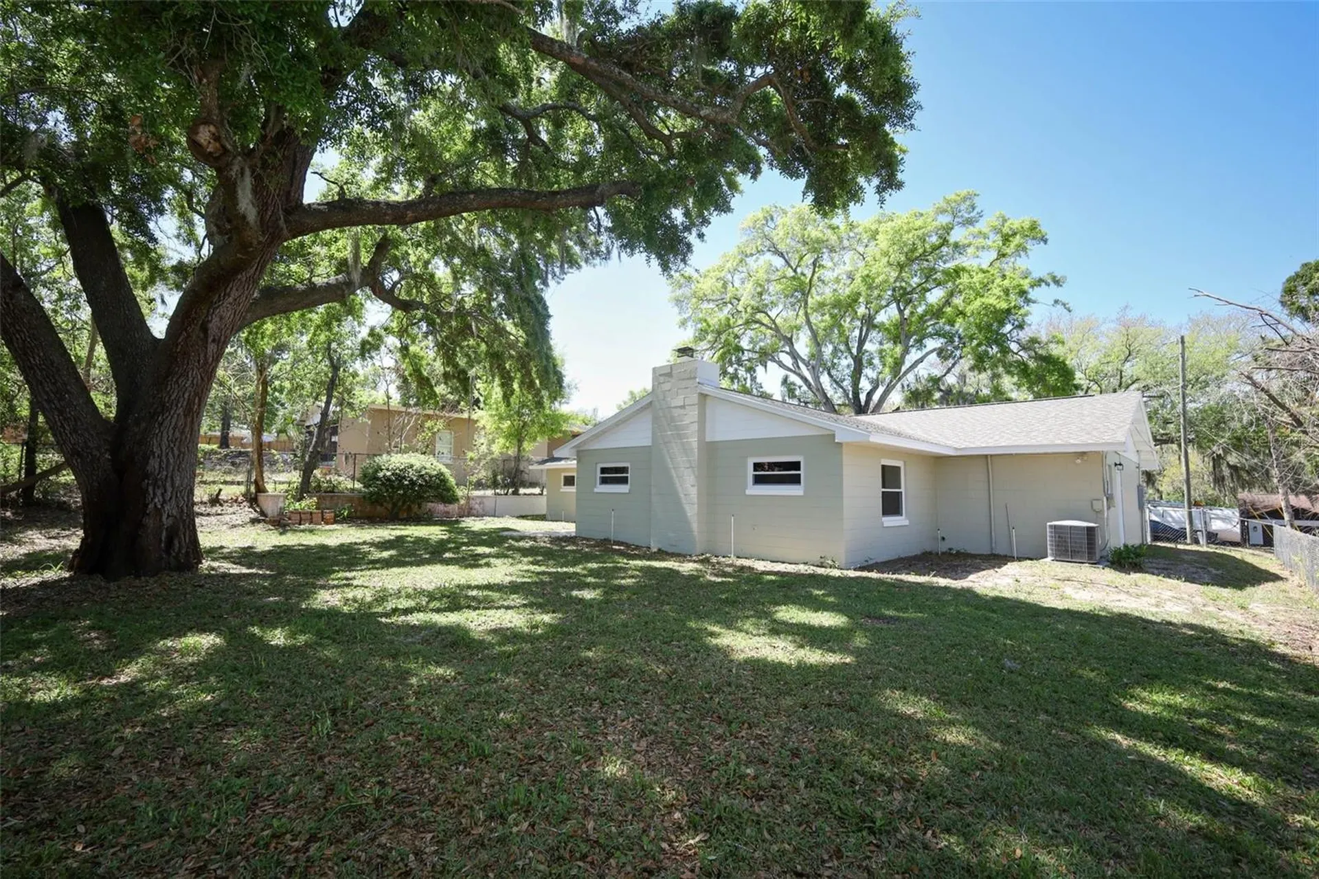 627 Anderson Street Clermont FL 34711