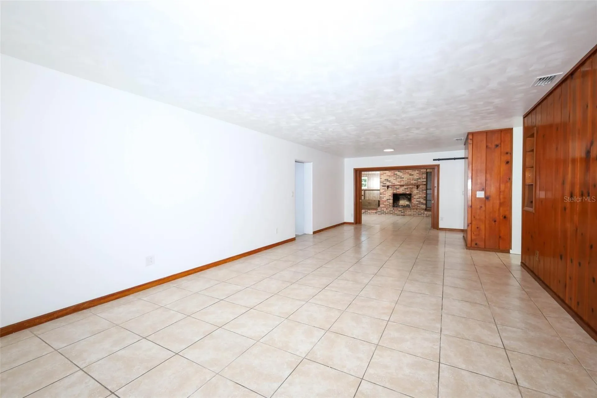627 Anderson Street Clermont FL 34711