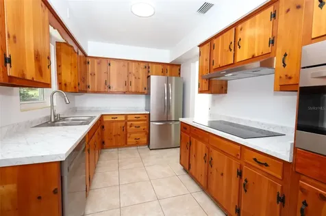 627 Anderson Street Clermont FL 34711