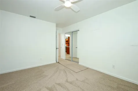 627 Anderson Street Clermont FL 34711