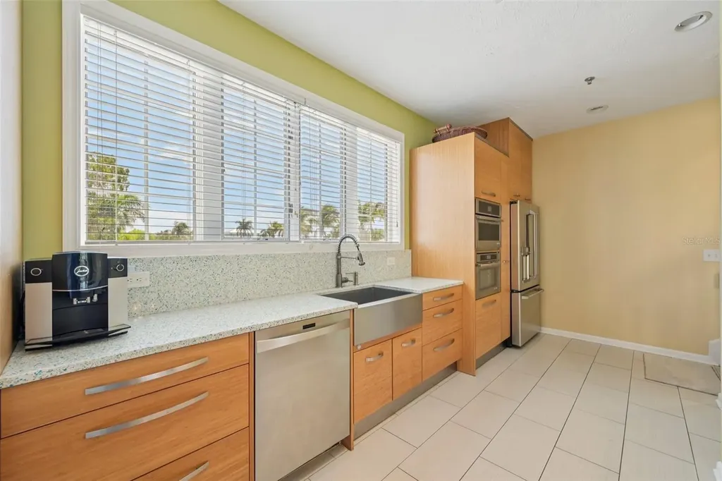 660 Cedars Court Longboat Key FL 34228