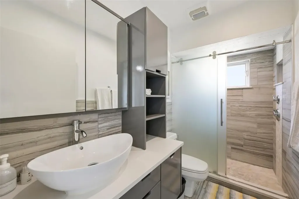 660 Cedars Court Longboat Key FL 34228