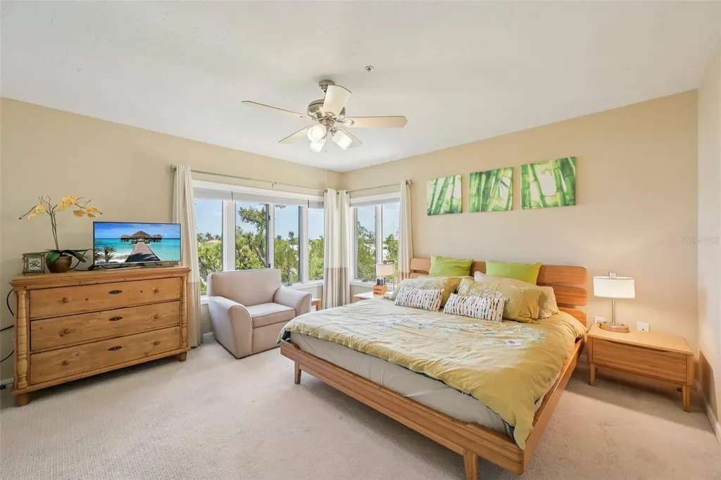 660 Cedars Court Longboat Key FL 34228