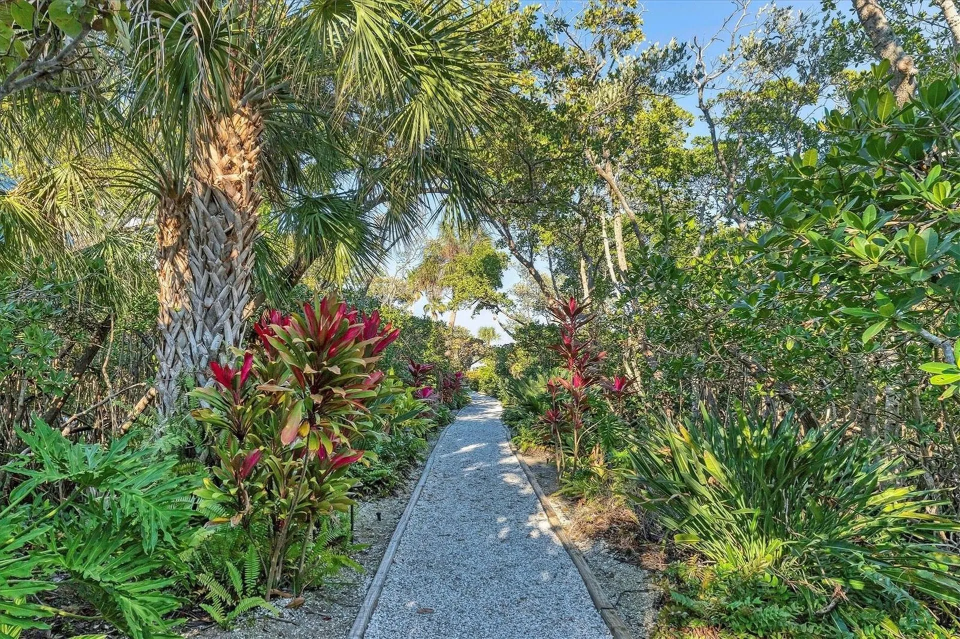 660 Cedars Court Longboat Key FL 34228