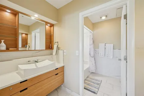660 Cedars Court Longboat Key FL 34228