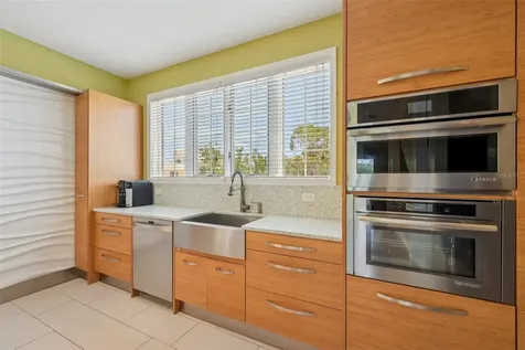 660 Cedars Court Longboat Key FL 34228