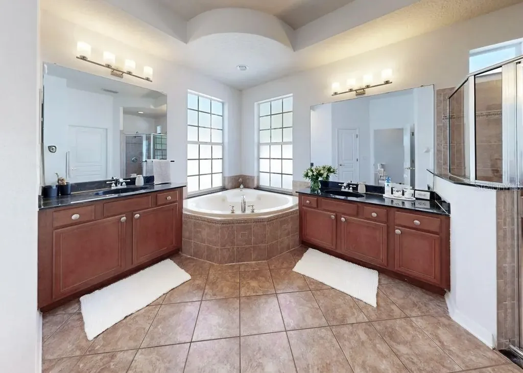 5248 Brighton Shore Drive Apollo Beach FL 33572
