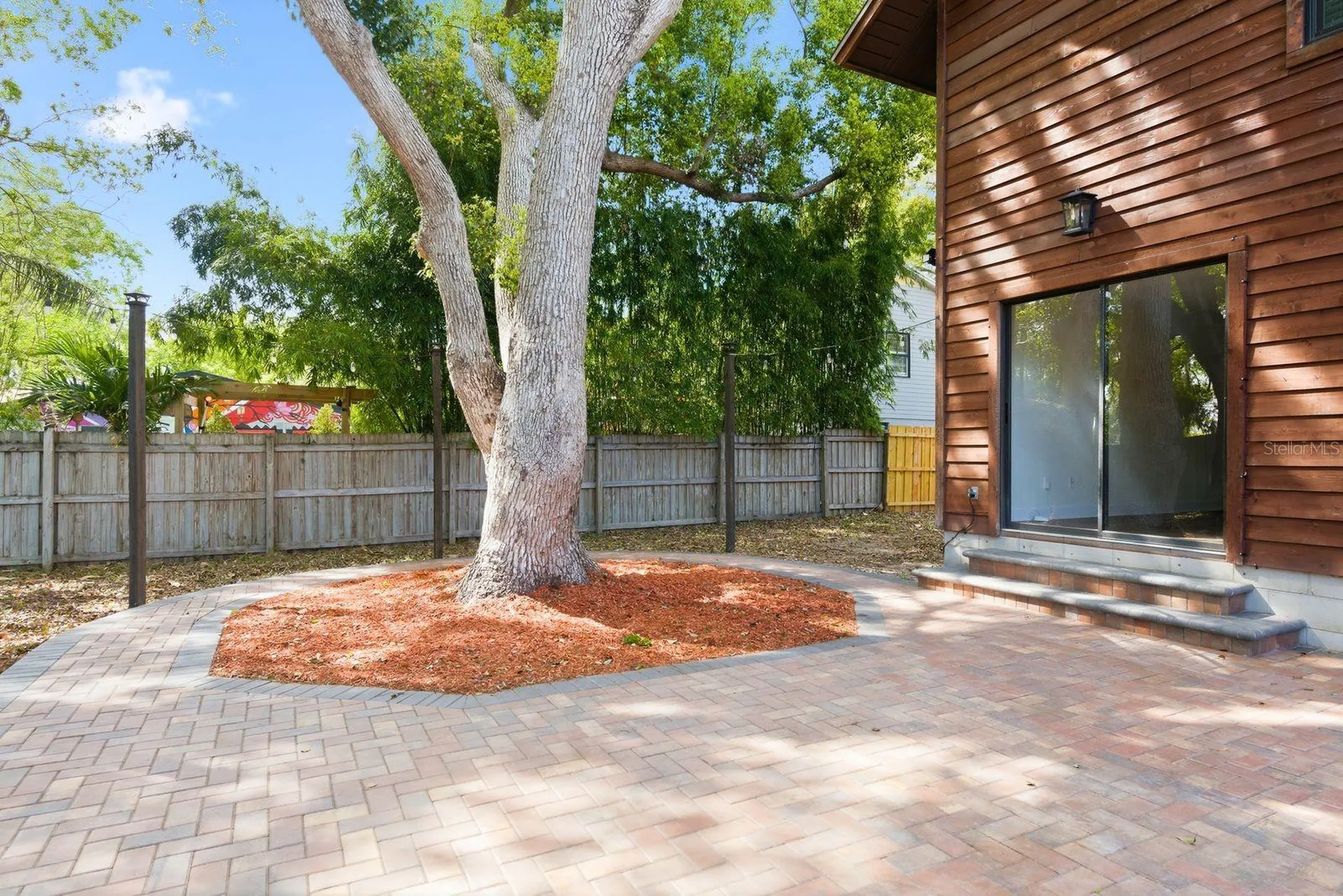 2204 Howard Lane Tampa FL 33612