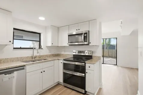 2204 Howard Lane Tampa FL 33612