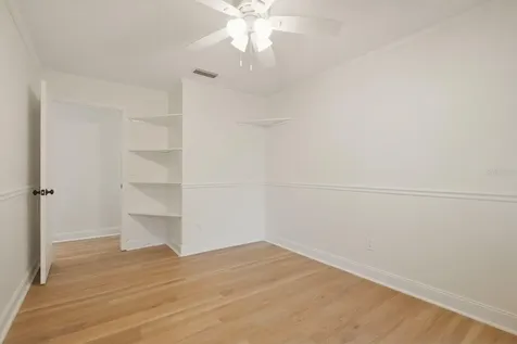 2204 Howard Lane Tampa FL 33612