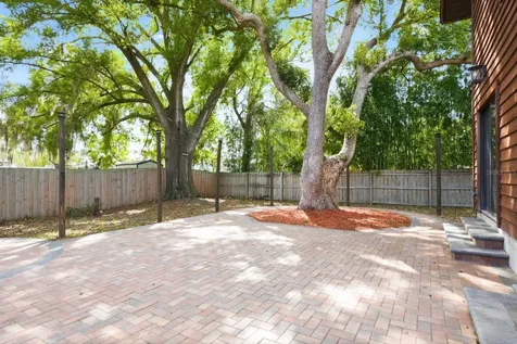 2204 Howard Lane Tampa FL 33612