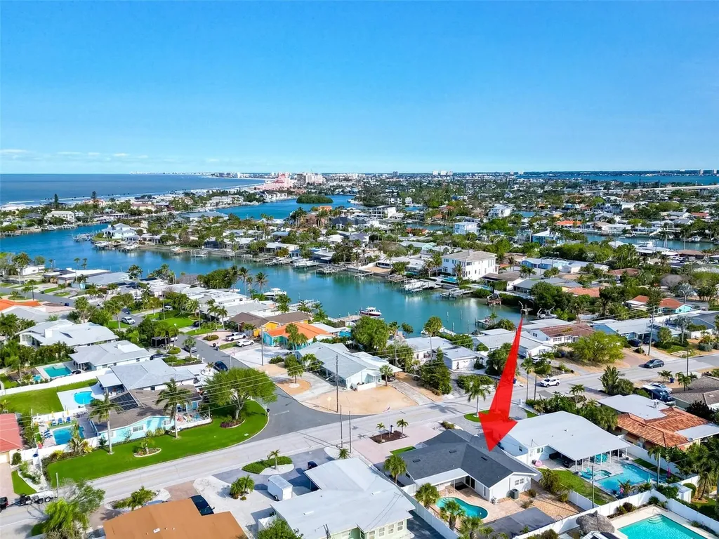 2203 W Vina Del Mar Boulevard St Pete Beach FL 33706