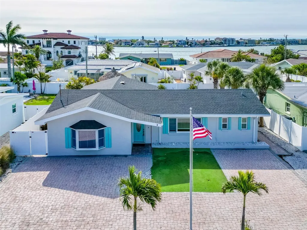 2203 W Vina Del Mar Boulevard St Pete Beach FL 33706