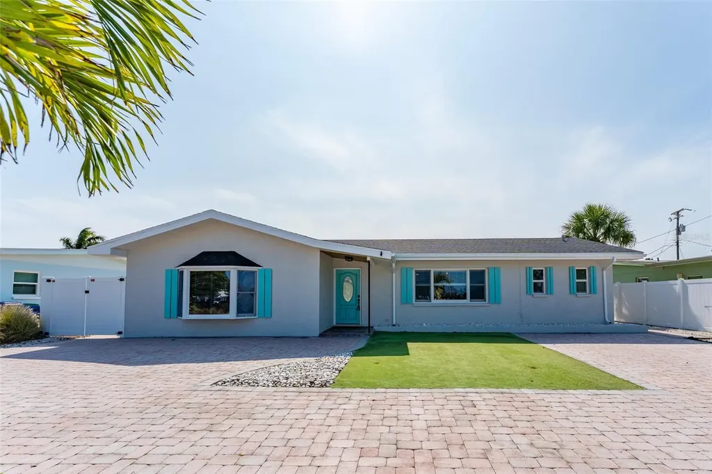 2203 W Vina Del Mar Boulevard St Pete Beach FL 33706