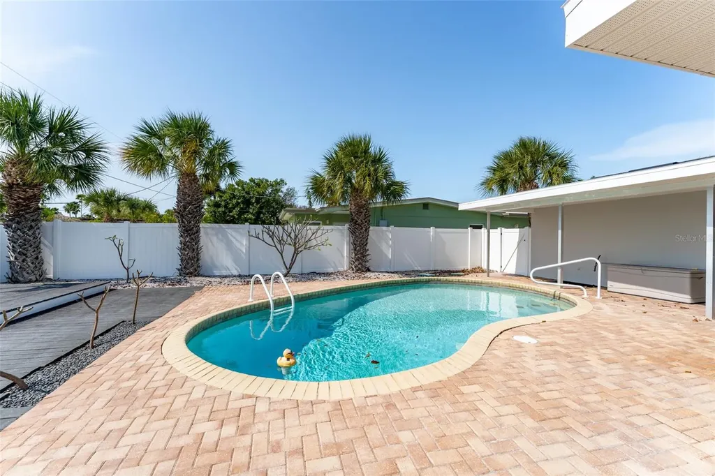 2203 W Vina Del Mar Boulevard St Pete Beach FL 33706