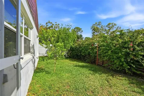 6820 S Sheridan Road Tampa FL 33611