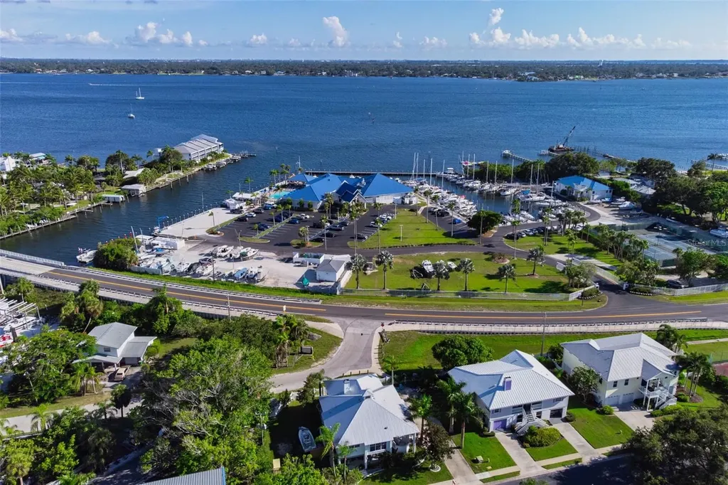 1517 43rd Ave Drive W Palmetto FL 34221