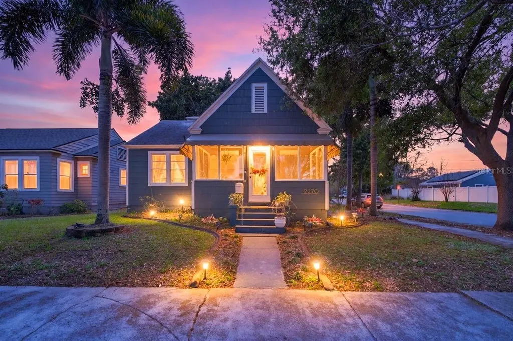 2270 7th Avenue N St Petersburg FL 33713