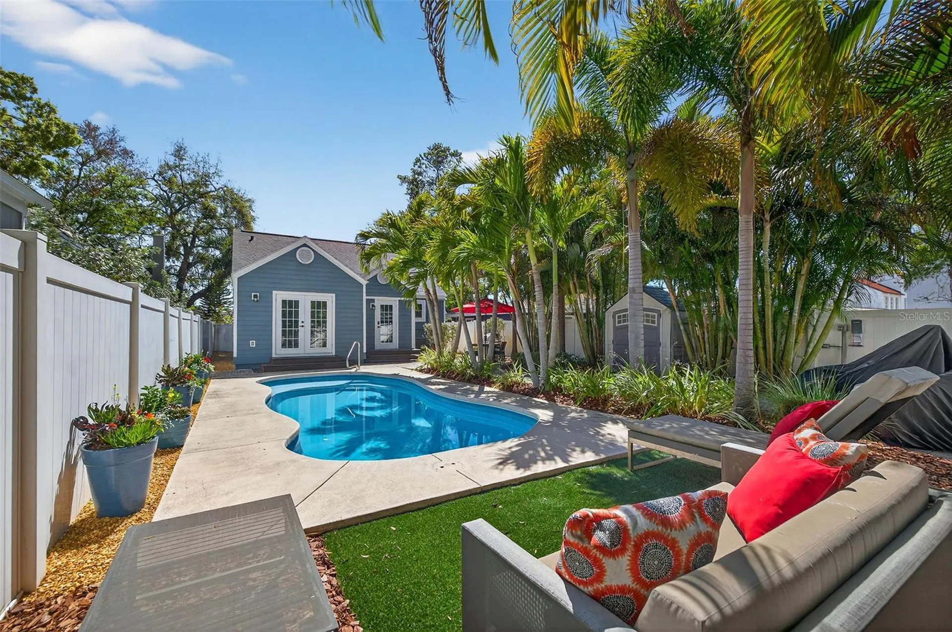 2445 6th Avenue N St Petersburg FL 33713