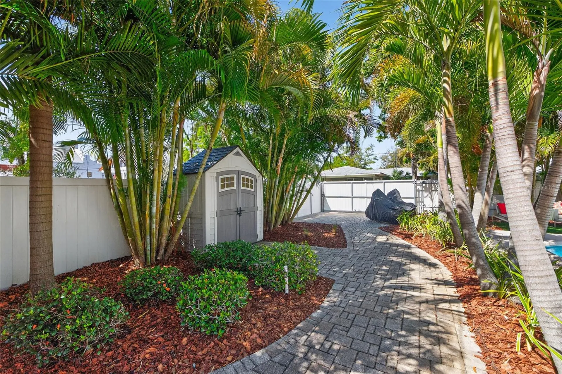 2445 6th Avenue N St Petersburg FL 33713
