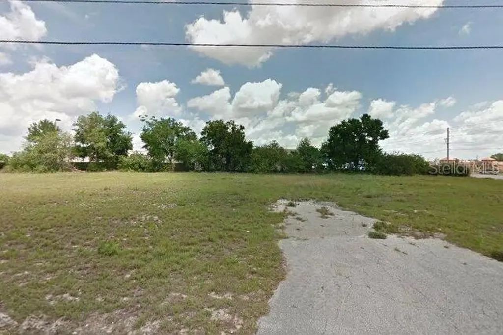1102 Us Highway 27 S Avon Park FL 33825