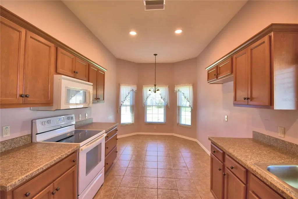 2350 Salzburg Loop Winter Haven FL 33884