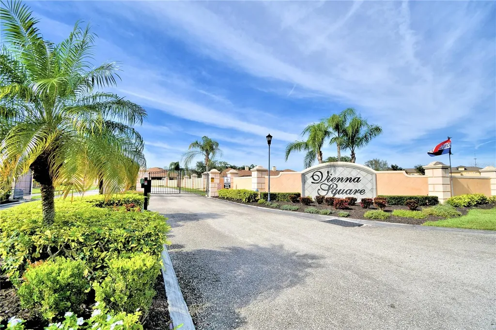 2350 Salzburg Loop Winter Haven FL 33884