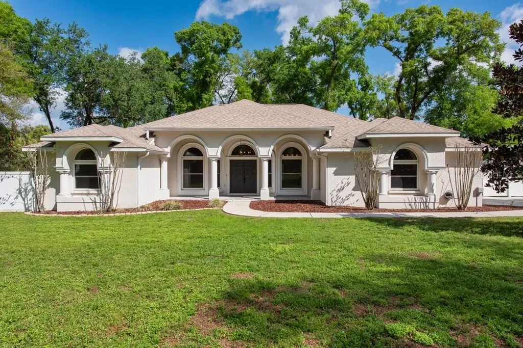 5318 Lenoir Court Plant City FL 33566