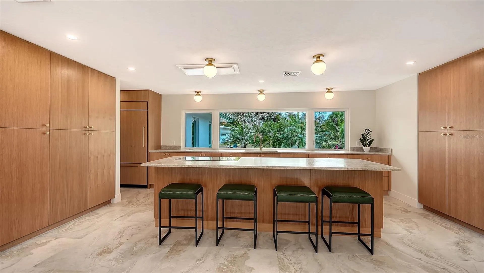 1967 Brookhaven Drive Sarasota FL 34239