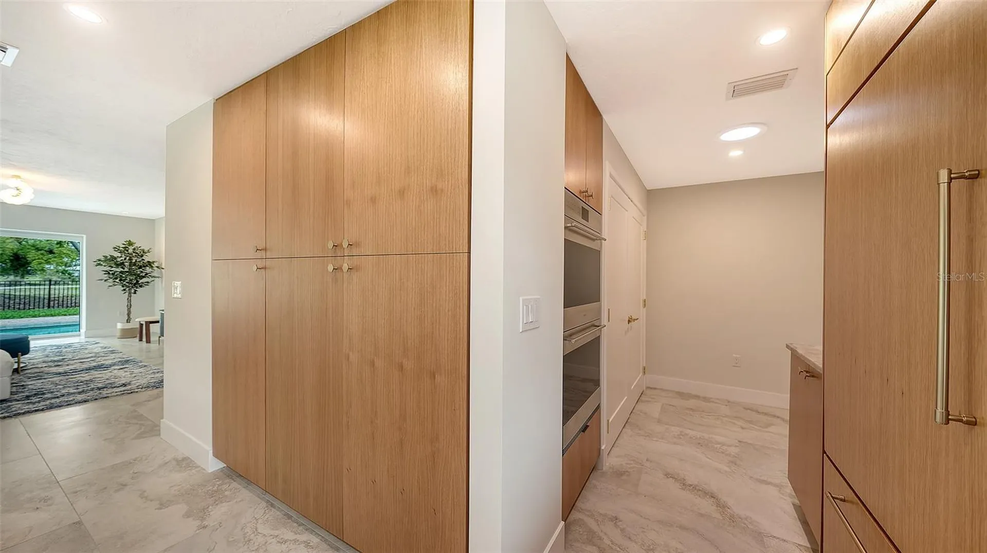 1967 Brookhaven Drive Sarasota FL 34239